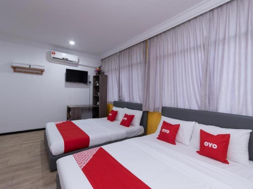 Hotel Oyo 89398 Doorbellz Kota Kinabalu Esterno foto