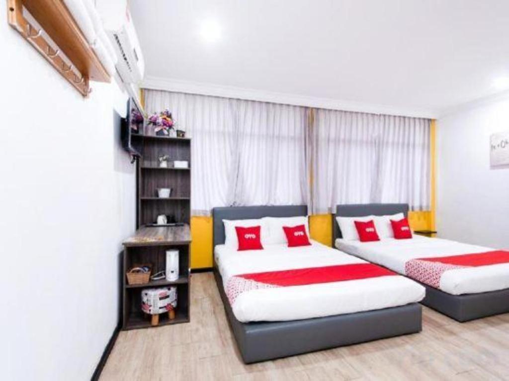 Hotel Oyo 89398 Doorbellz Kota Kinabalu Esterno foto