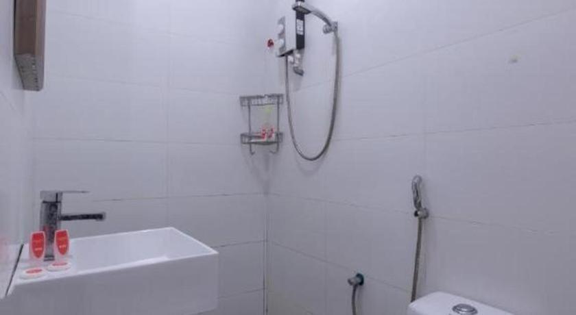 Hotel Oyo 89398 Doorbellz Kota Kinabalu Esterno foto