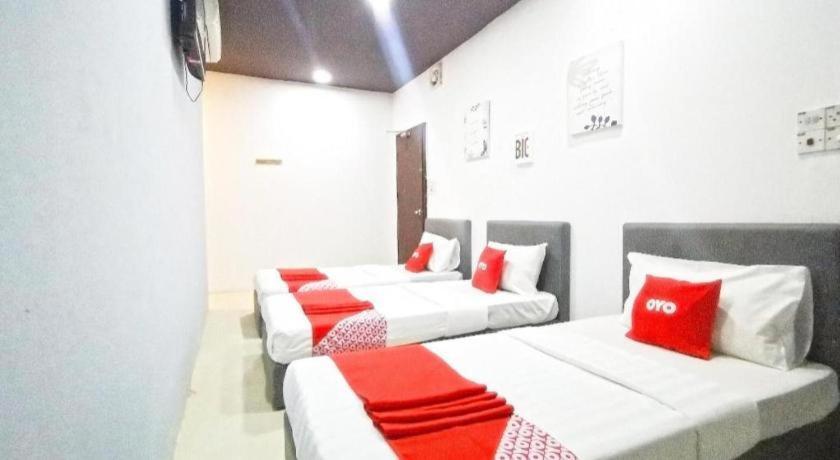 Hotel Oyo 89398 Doorbellz Kota Kinabalu Esterno foto